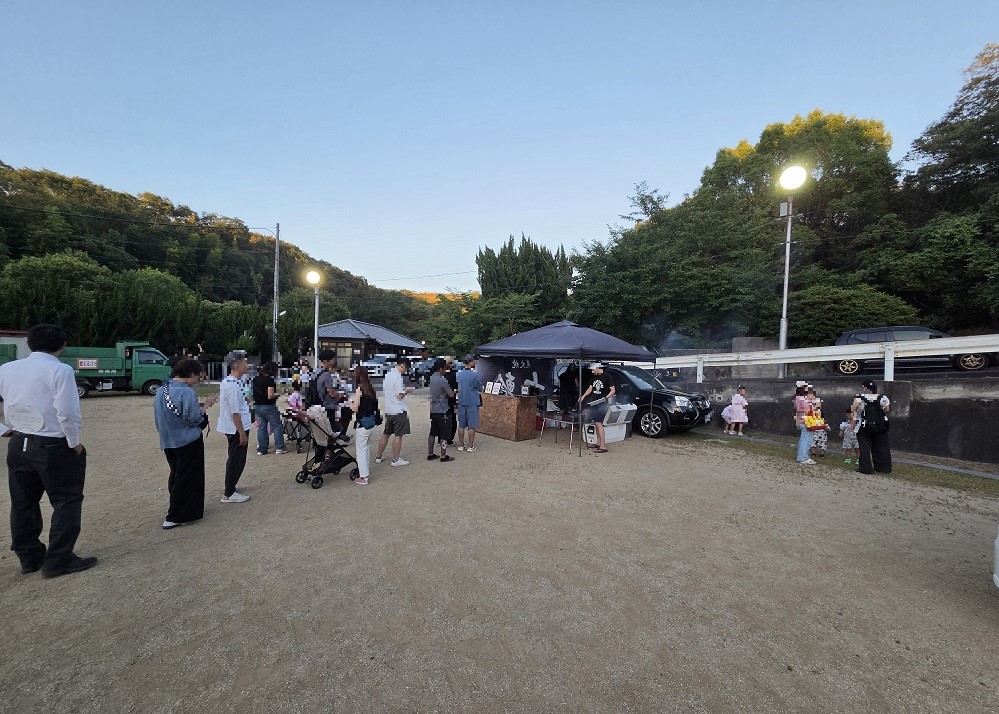 伊川谷音頭納涼まつりの様子