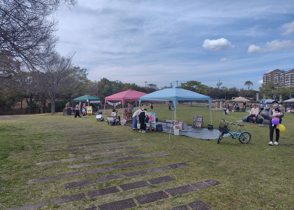 公園deピクニックの様子