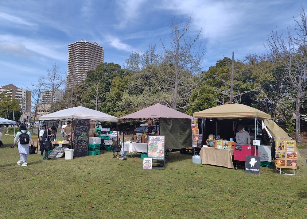 公園deピクニックの様子