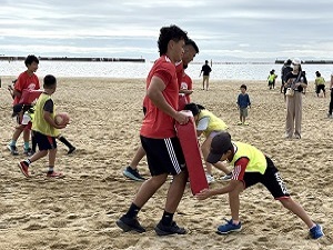 コベルコ神戸スティーラーズが須磨海岸へやってくる！