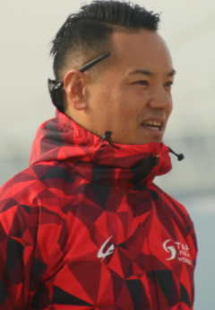 野口　研治　氏